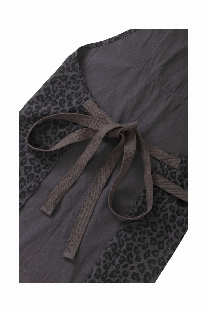 SERVICE WORKS PATTERNED APRON Black Leopard